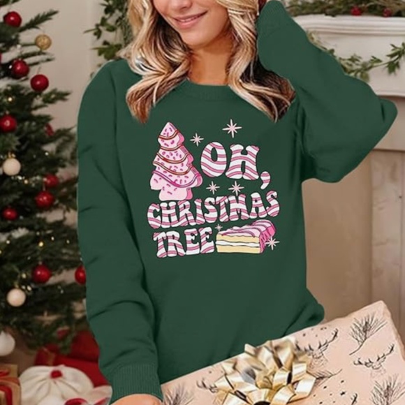Celebrate the holidays in style with this festive green sweatshirt  featuring a - Picture 4 of 4